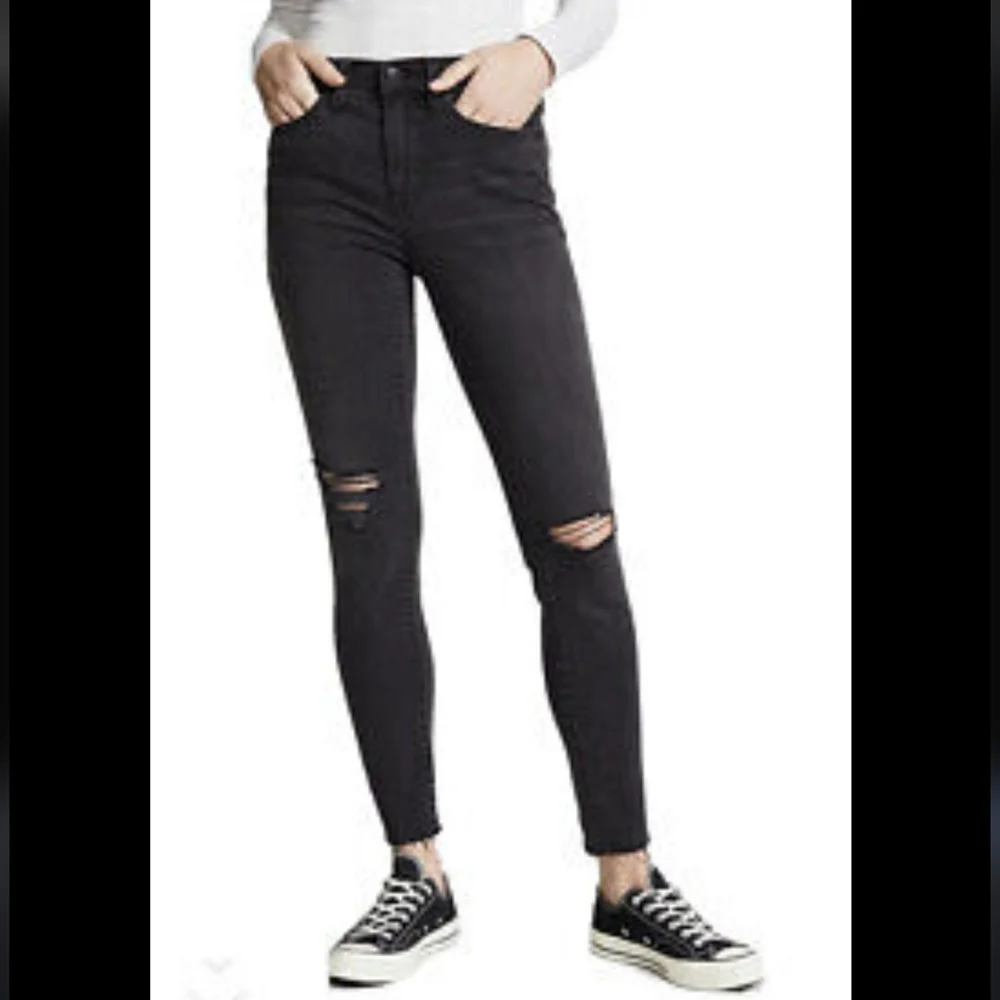 NWT Madewell Black 9” mid rise skinny jeans Size: 28
